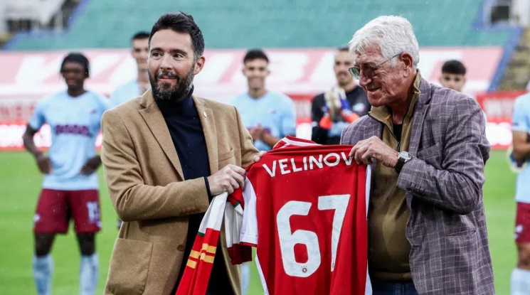 Легенда на ЦСКА е в болница в много тежко състояние