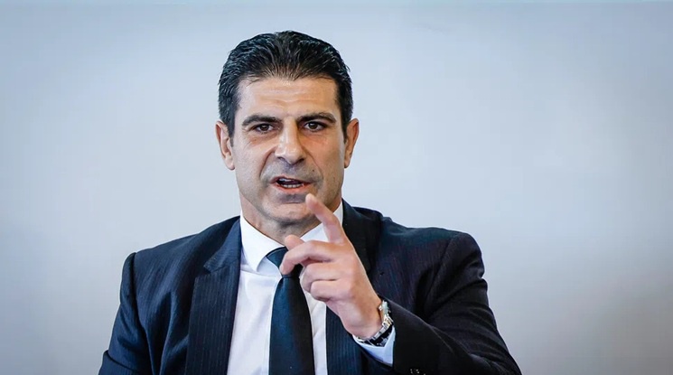 Гонзо: На Бербатов няма да му стигне мандата, за да се запознае с всички проблеми във футбола ни