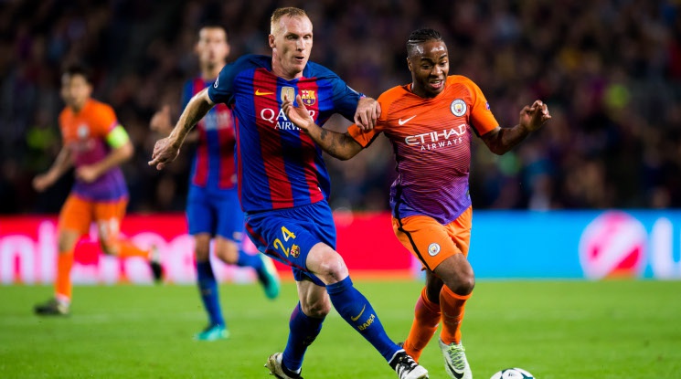 Бивш играч на Барселона сега работи като продавач на спортни стоки