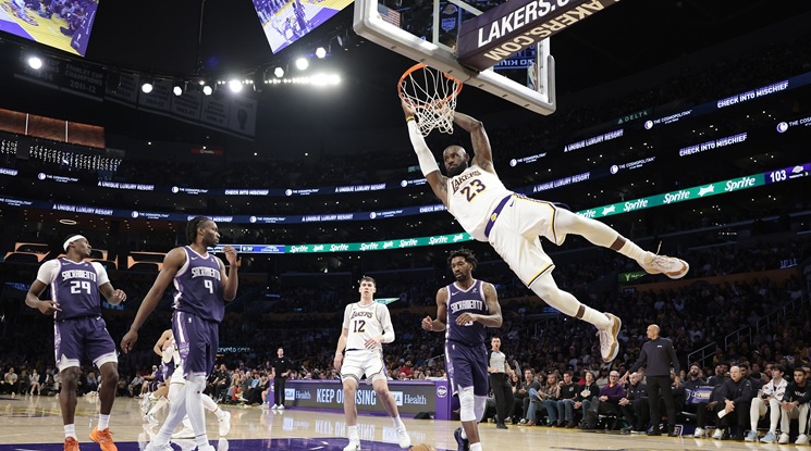 Лос Анджелис Лейкърс - Сакраменто Кингс (репортаж)