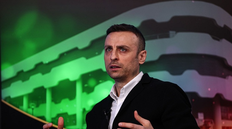 Бербатов очаква изчерпателна информация от спортните федерации