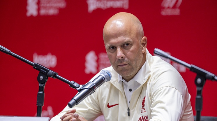 Арне Слот определи целите пред Ливърпул до края на сезона
