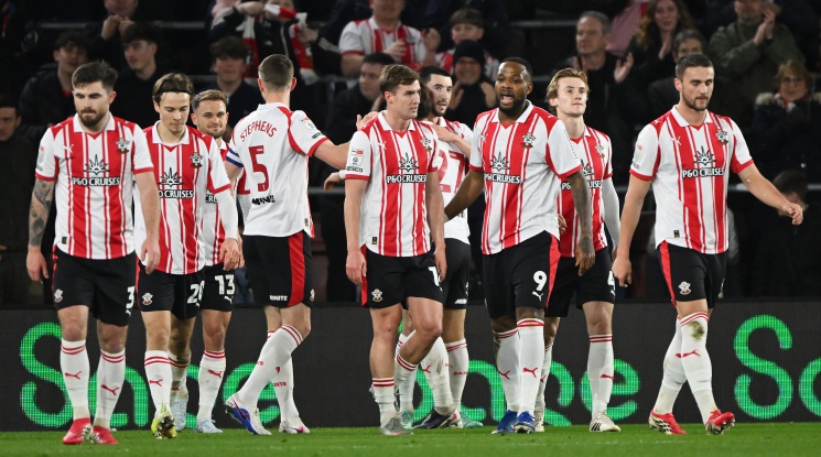 Фулъм отпадна изненадващо от ФА Къп (видео)