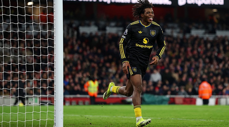 Братът на звезда на Юнайтед идва на проби в Ботев