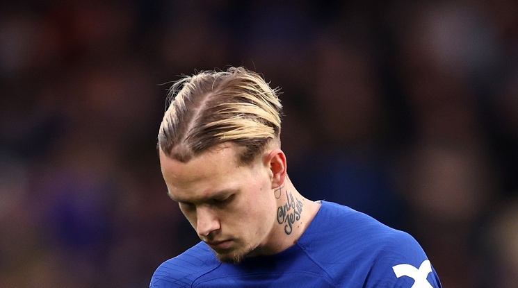 Трансферно разочарование на Челси може да заиграе във френската Лига 1