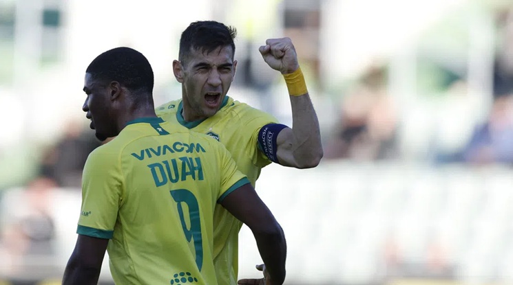 Лудогорец не се затрудни срещу Спартак Варна (видео)