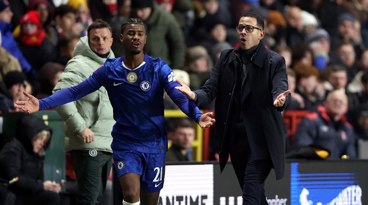 В Челси разбраха кой е издал стартовите състави за мачовете с ПСЖ