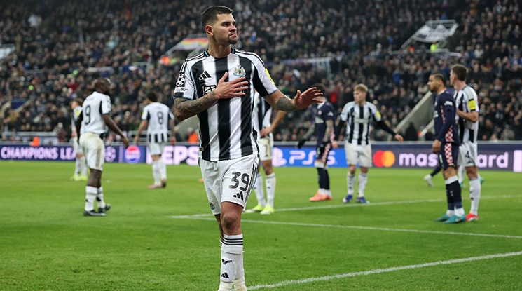 Капитанът на Нюкасъл пред трансфер на "Олд Трафорд"