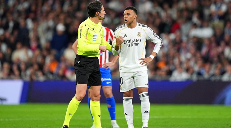 Клубната телевизия на Реал: Съдията се опита да ни съсипе!