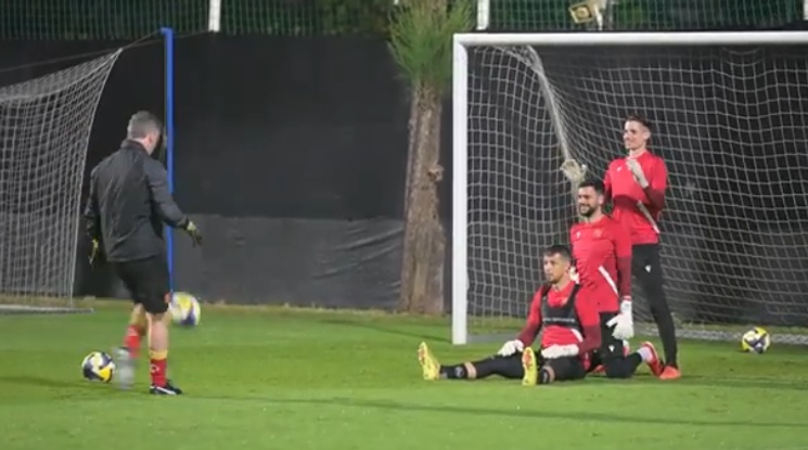 "Лъвовете" тренират с настроение преди финала с Индонезия, над 50 хил. зрители ще гледат мача