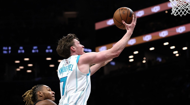 Бруклин Нетс - Шарлът Хорнетс (репортаж)