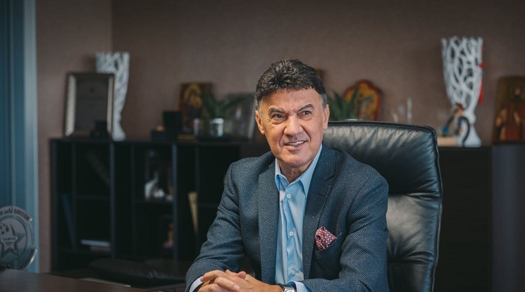 Представители на ФИФА, УЕФА и други футболни федерации идват, за да отдадат почит на Михайлов