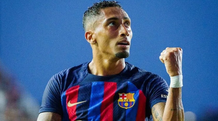 Рафиня се прибра в Барселона, за да продължи лечението си