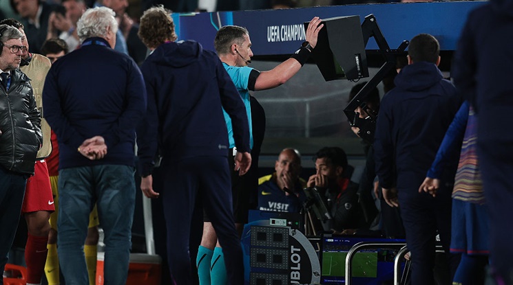 Ковач обясни защо не е отсъдил дузпата в полза на Барса