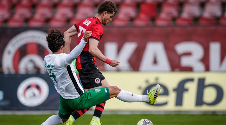 Локомотив София обърна Берое и нанесе пореден удар на закъсалите "старозагорци"