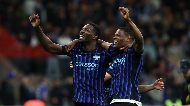 Интер е първият финалист в турнира за Купата на Италия