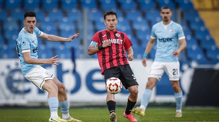 Локомотив Пловдив се класира на финала за Купата още след първия мач с Арда