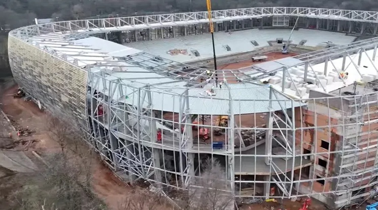 Фирмата, която прави "Армията", може да построи и новия стадион на Левски