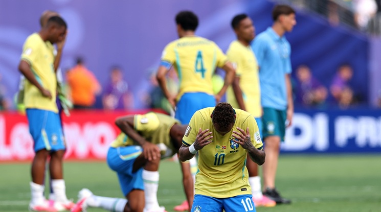 
                            <span class='comments'>0</span>
                            <span class='article-date'>09.07.2026</span>
                            <a href='https://winner.bg/articles/view/175617-nejmar-spira-s-futbola'>Неймар спира с футбола</a>
                    