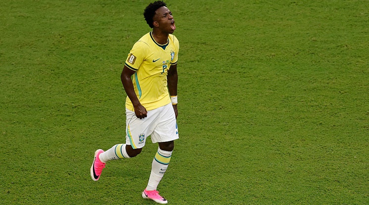 Винисиус каза "Да" на Арсенал