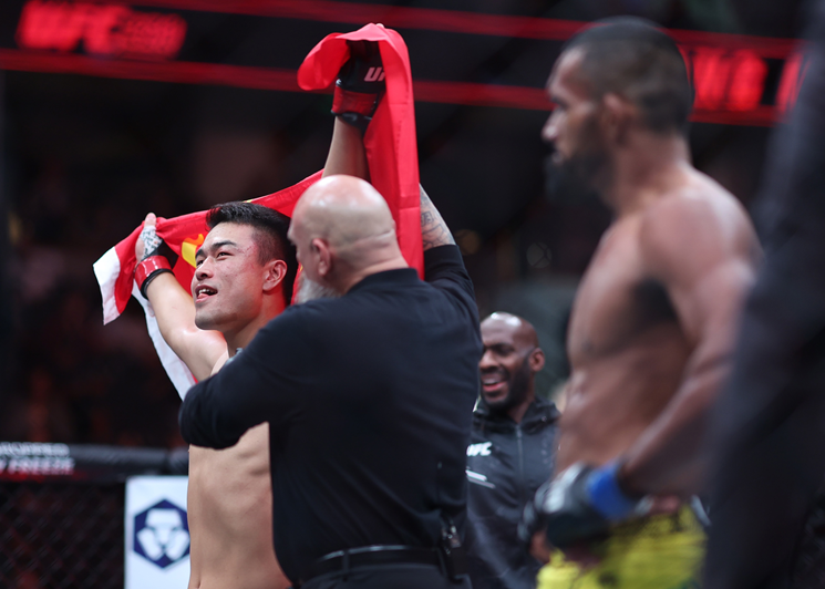 Чжан Минянг