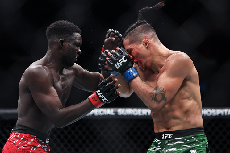 Дейвид Онама